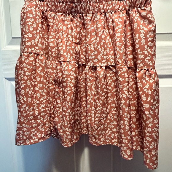 SHEIN Rust Floral A-Line Skirt - Picture 3 of 5